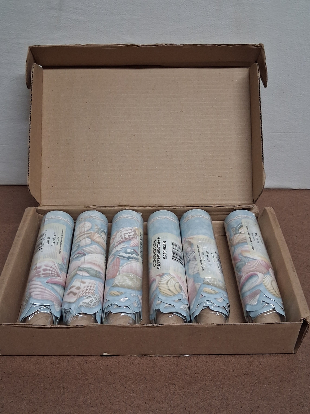 Microban Brewster Prepasted Shell Print Border 5 Yards  Set Of 6